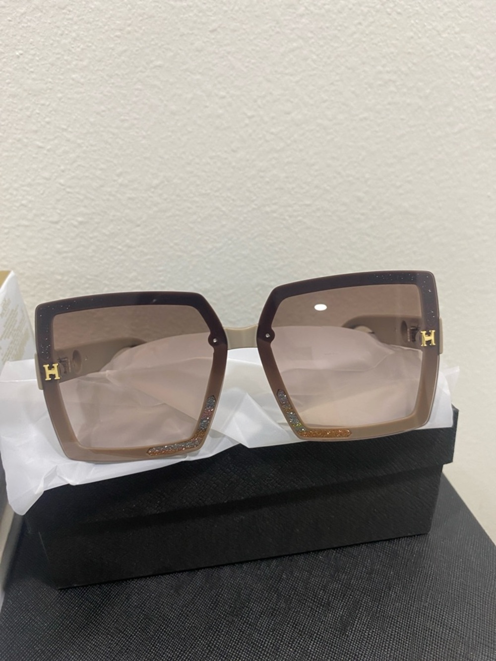 Fashion Brown Gradient Oversized Square Sunglasses